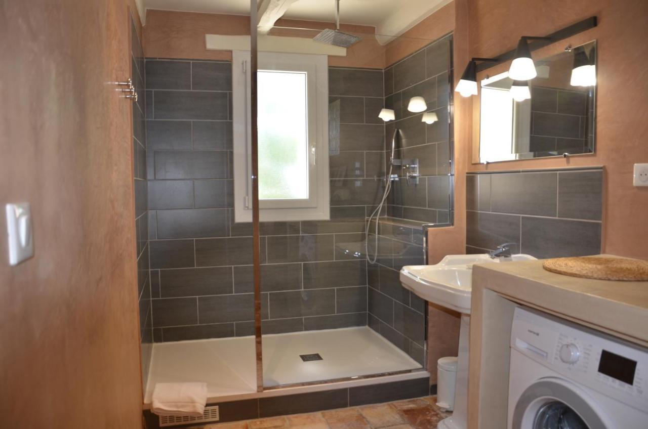 Ferienwohnung Le Jas Des Parpaillous LʼIsle-sur-la-Sorgue Exterior foto