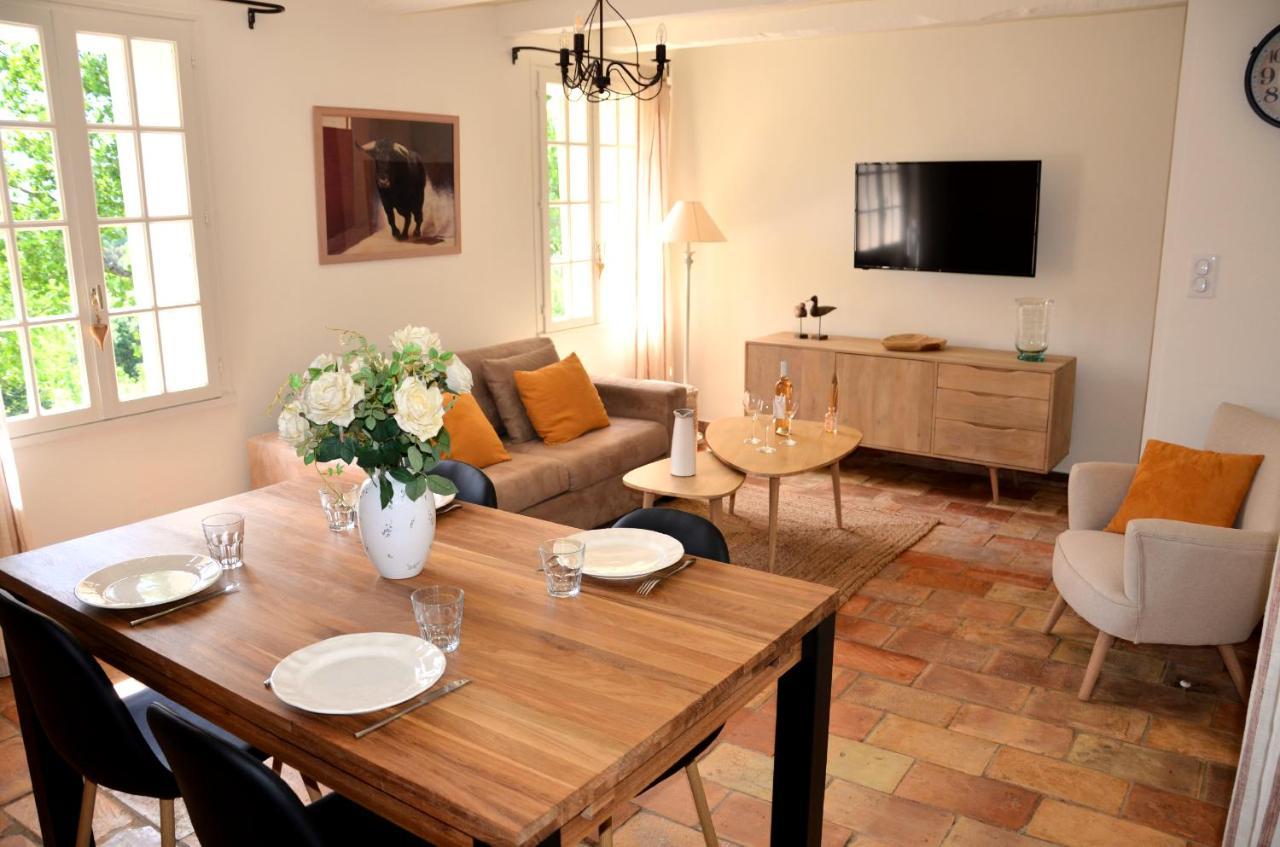 Ferienwohnung Le Jas Des Parpaillous LʼIsle-sur-la-Sorgue Exterior foto