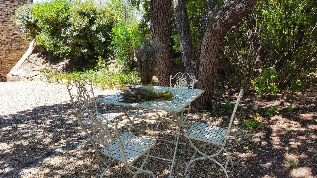 Ferienwohnung Le Jas Des Parpaillous LʼIsle-sur-la-Sorgue Exterior foto
